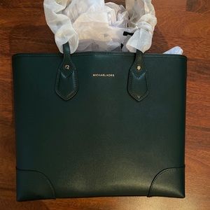 Micheal Kors Saylor Tote (New)